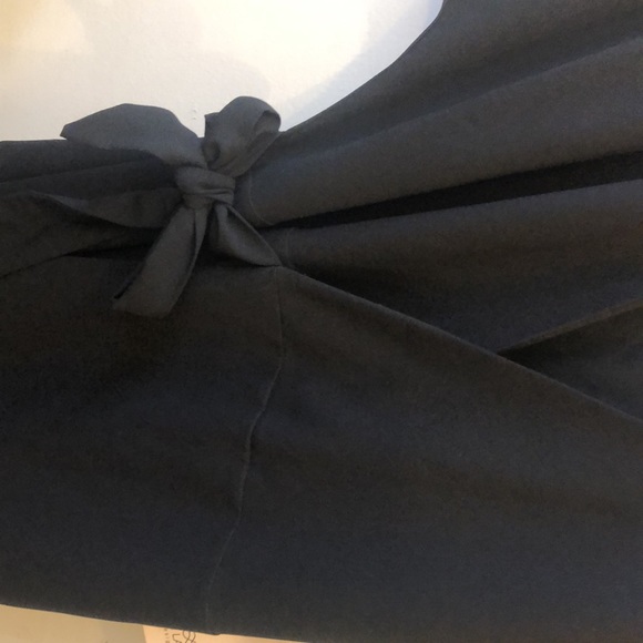 Eve Lavoie wrap dress. Made in Montreal. - Picture 4 of 7